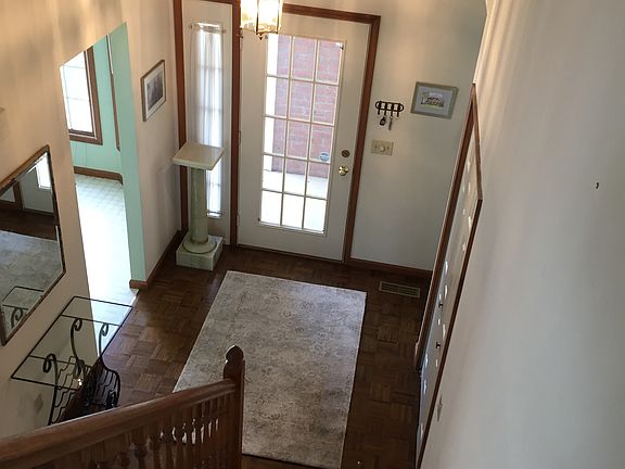 2nd image of 31825 Bayview Dr