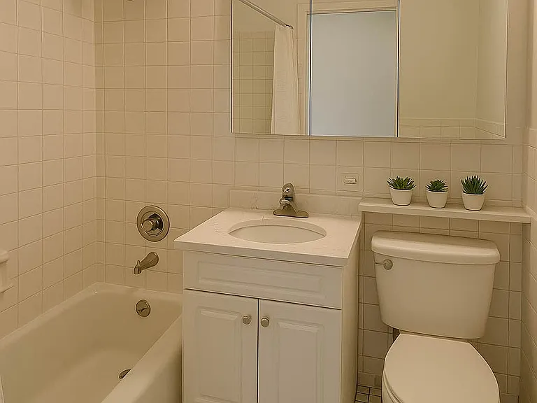 353 E 83rd St #12L — Photo 3