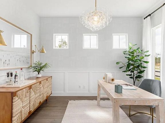 7th image of this home