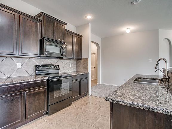 5th image of 700 San Miguel Trl