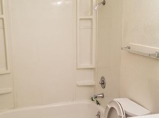 3620 E 42nd Cir APT 9, Anchorage, AK 99508