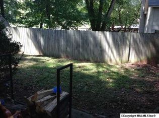 1102 Maplewood Dr SW, Hartselle, AL 35640