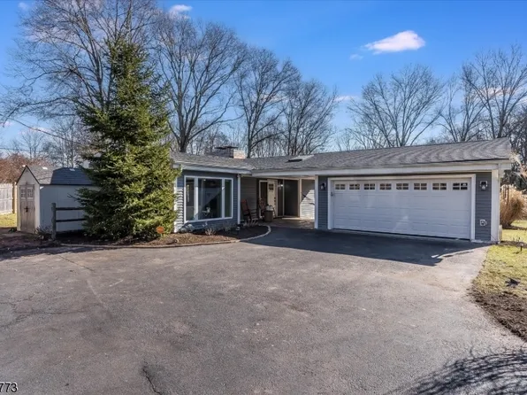 80 Old Stonehouse Dr, Bedminster Twp., NJ 07921