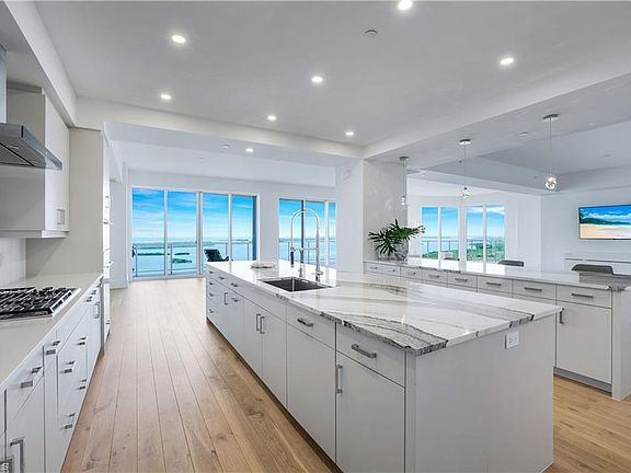 4th image of 4991 BONITA BAY BLVD #2403
