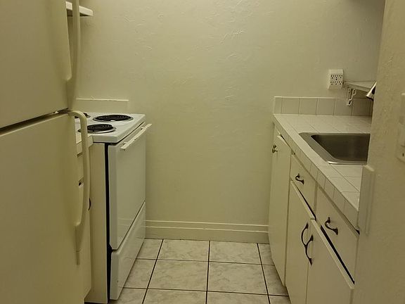 5th image of 1799 N Highland Ave #177