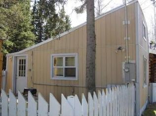 956 Dennis Rd, North Pole, AK 99705