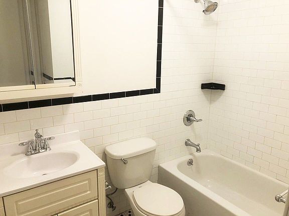 4th image of 611 Grand St APT 2A