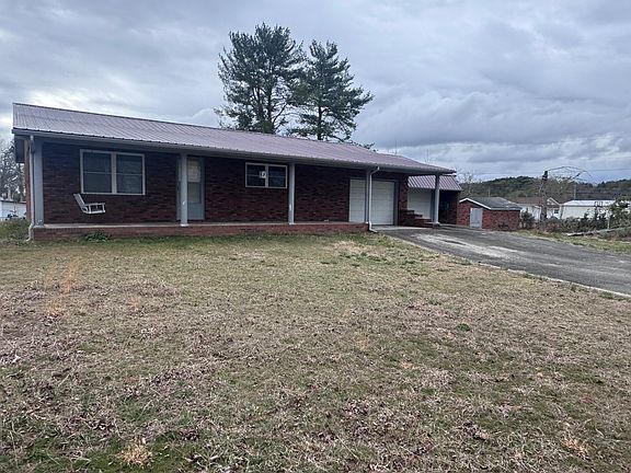 2nd image of 1815 Grand Ln