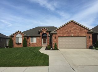 50186 Billingsley Dr, Macomb, MI 48044