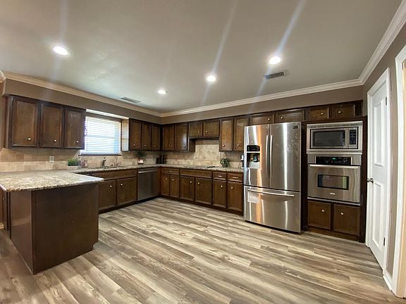 2nd image of 3212 Reo Dr