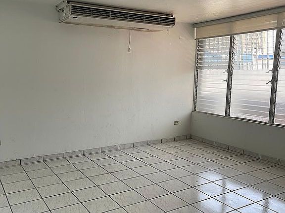 4th image of 929 Calle Lirio
