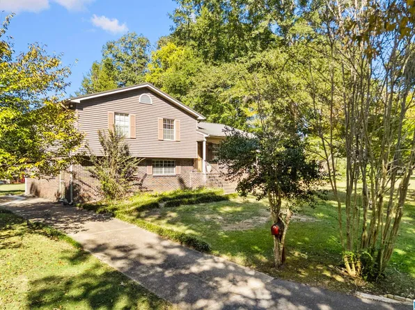 108 May Dr, Bessemer, AL 35023