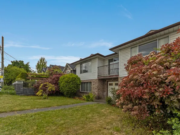 7769 10th Ave, Burnaby, BC V3N 2S2