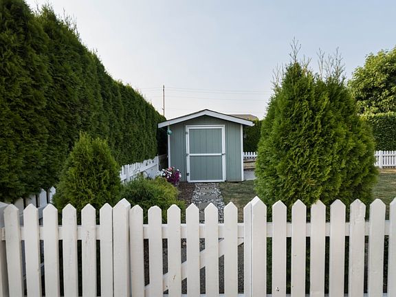 4th image of 2285 Eastwood Way
