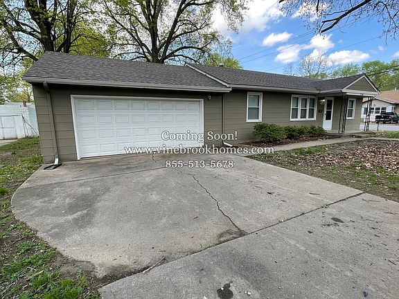 3rd image of 2100 S Norwood Ave