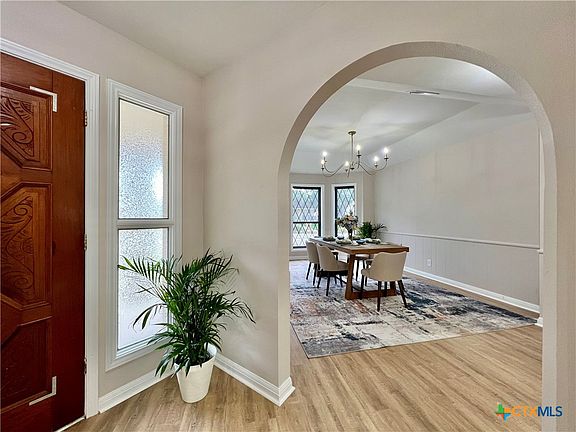 5th image of 101 Biltmore Dr