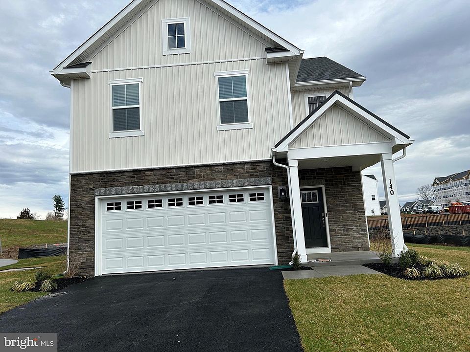 1st image of 140 Wappinger Ter