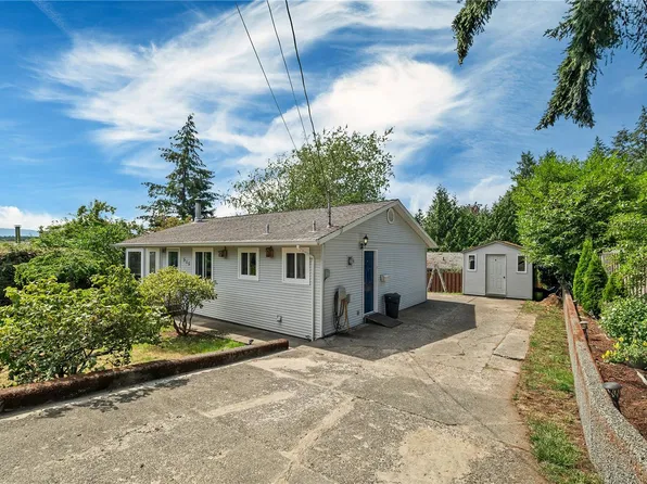 515 Oak Pl, Campbell River, BC V9W 5S2