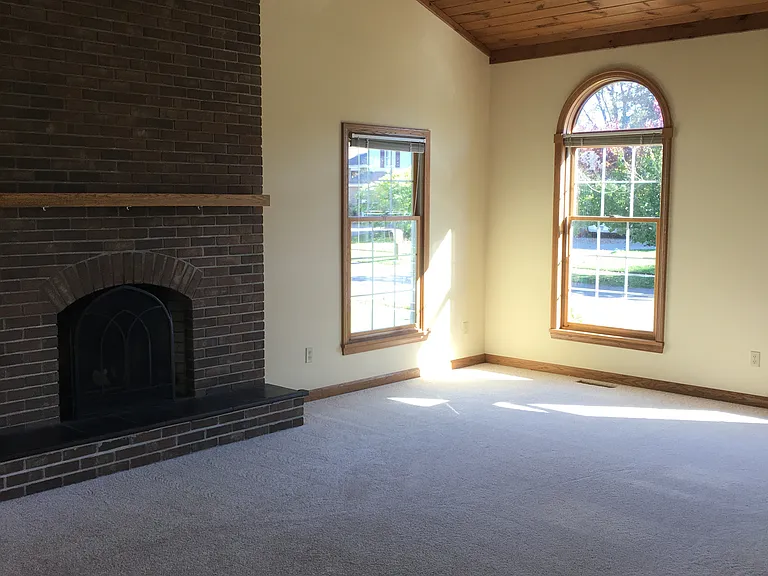 3046 Springland Ter — Photo 11