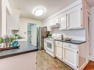 18315 1st Ave NE, Seattle, WA 98133