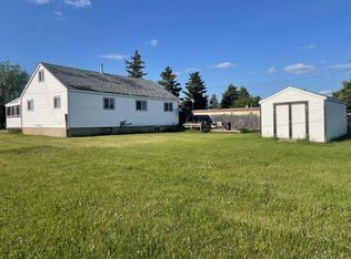 1023 N 2nd Ave, Beaverlodge, AB T0H0C0