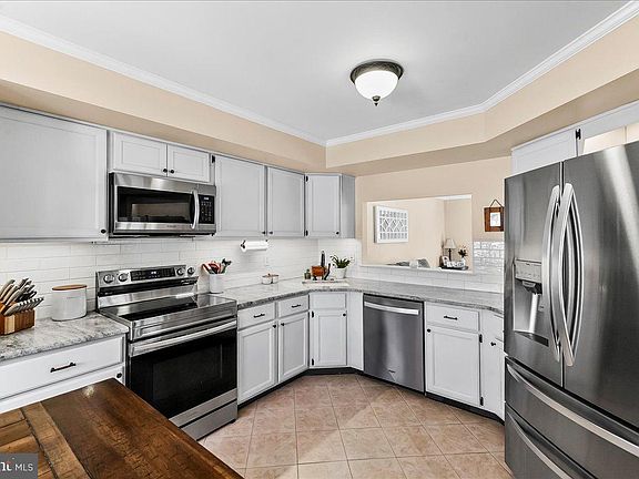 5th image of 3602 Bridlewood Dr