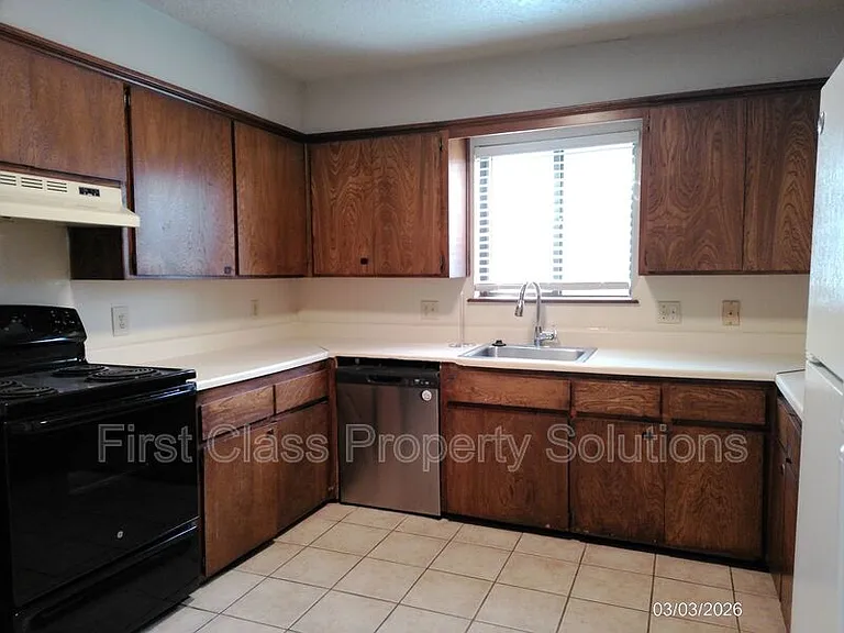 1406 Mary Lee Ln — Photo 27