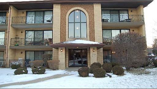 1st image of 7305 S Evergreen Dr #2C