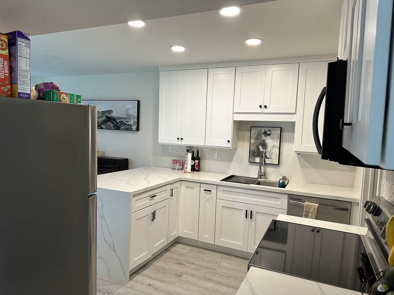 3 bed, 2.5 bath, 1646 sqft, $3,100 — Photo 4