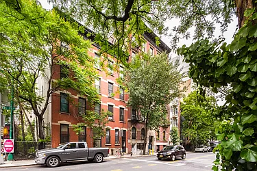 Rented by Jonis Realty