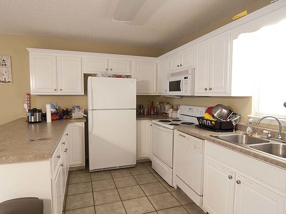 3rd image of 169 Private Road 3088