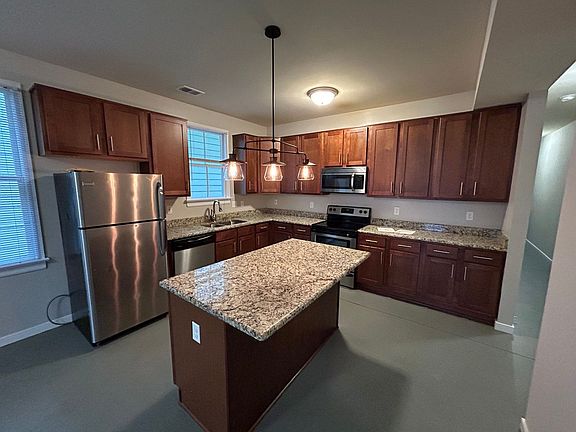 5th image of 805 N 23rd St #1