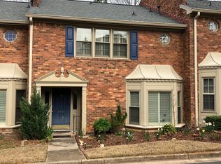 6435 Windsor Trace Dr, Peachtree Corners, GA 30092