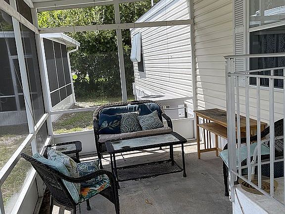 2nd image of 616 Clove Ln