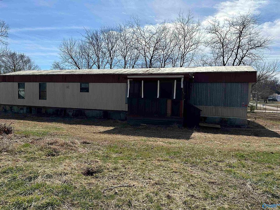 2nd image of 200 Cavalier Dr