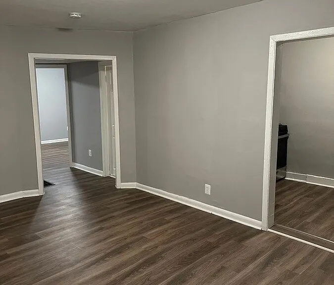 42 W Talbott St #1 — Photo 3