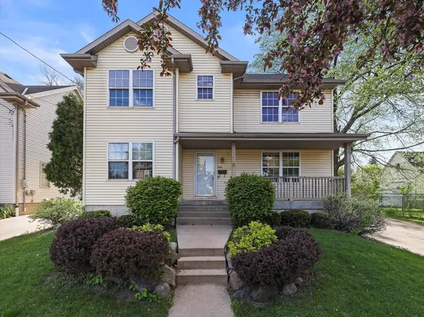 1935 North 22nd STREET, Milwaukee, WI 53205