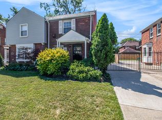 2075 Ewald Cir, Detroit, MI 48238