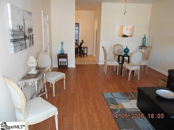 5th image of 410 Richardson St Unit 410B