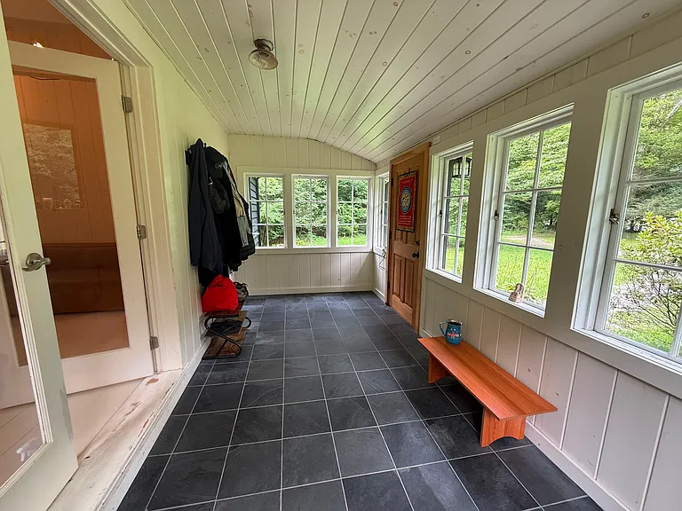 4781 State Route 212 — Photo 3