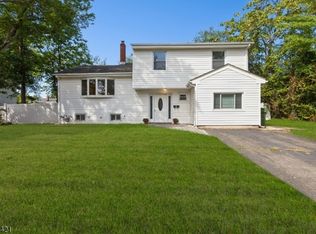 5 Waverly Dr, Edison Twp., NJ 08817