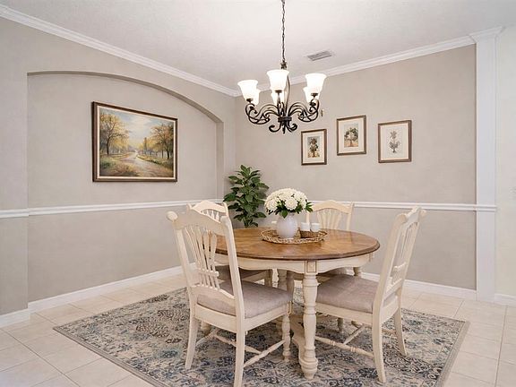 4th image of 216 Deepcove Rd