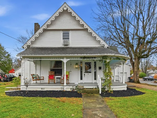 113 E Walnut St, Cardington, OH 43315