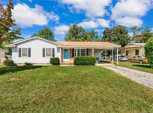 6496 Saint Louis St, Fayetteville, NC 28314