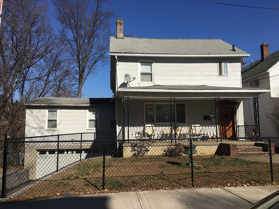 1st image of 304 N Washington St