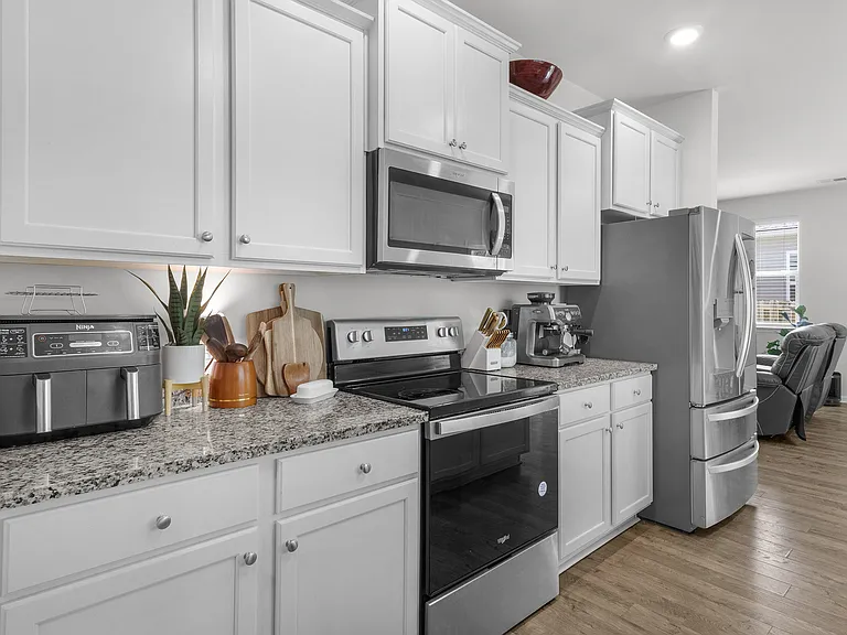 6 Coby Ln — Photo 20