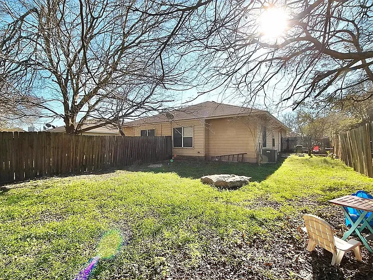 8702 Weiser Dr — Photo 18