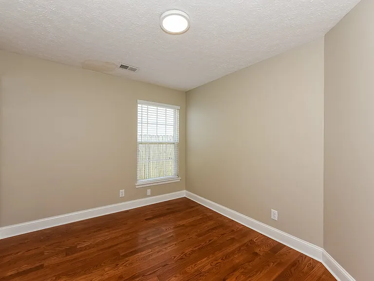 1241 Alandee St — Photo 11