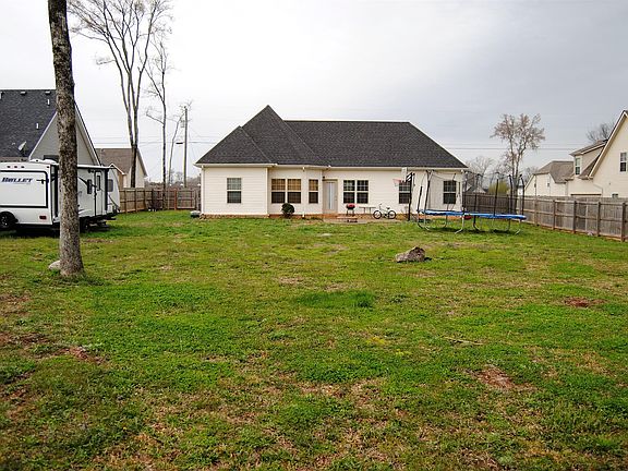 5th image of 1105 Winding Branch Dr