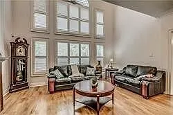 6 Mirrow Ct — Photo 5